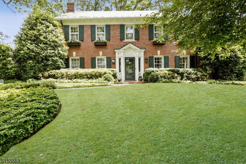 Knollwood - Residential