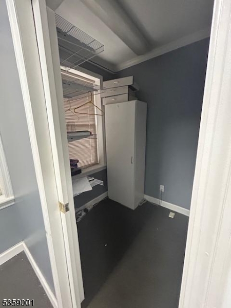 Business District - Commercial Lease