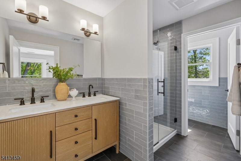 Laning - Residential