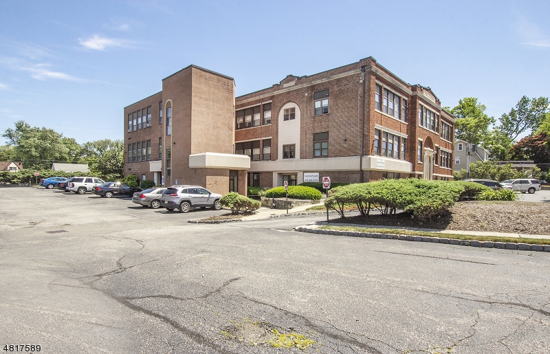 Main St - Commercial Sale