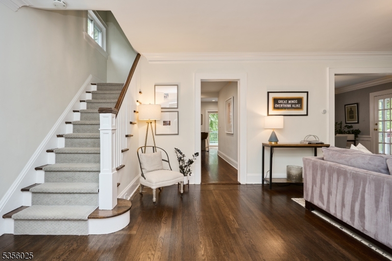 446 Ridgewood Rd