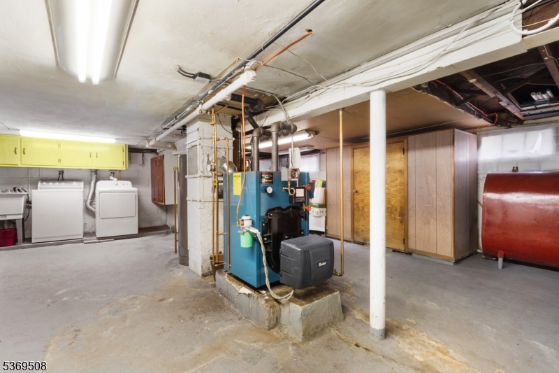 8th Ward - Residential