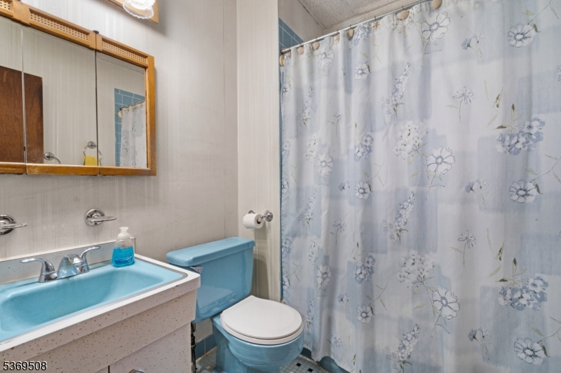 8th Ward - Residential