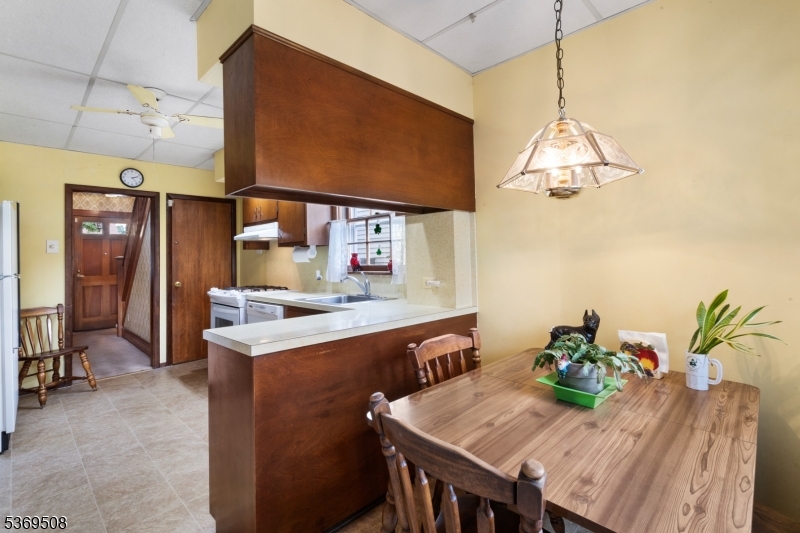 8th Ward - Residential