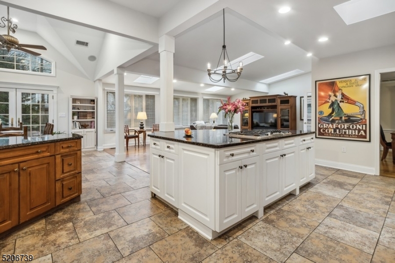 Poets Section - Country Clu - Residential