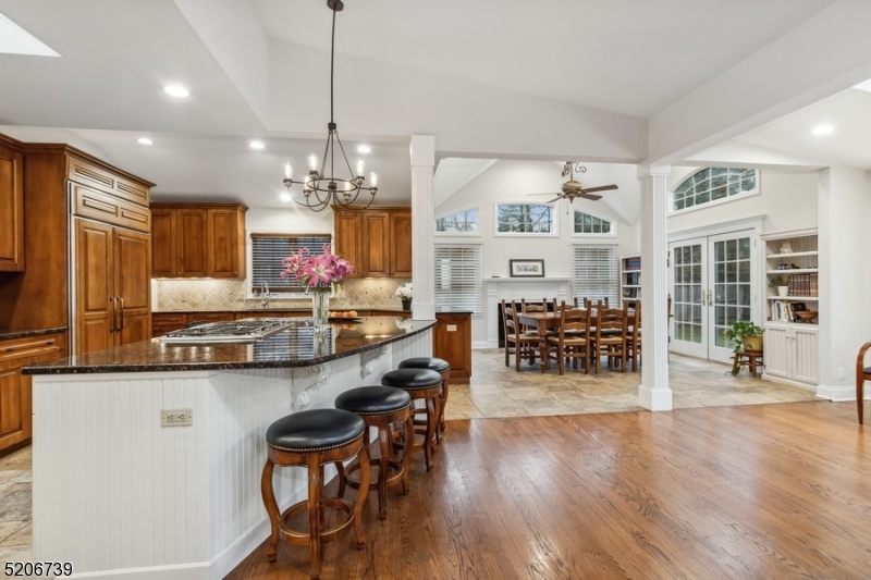 Poets Section - Country Clu - Residential