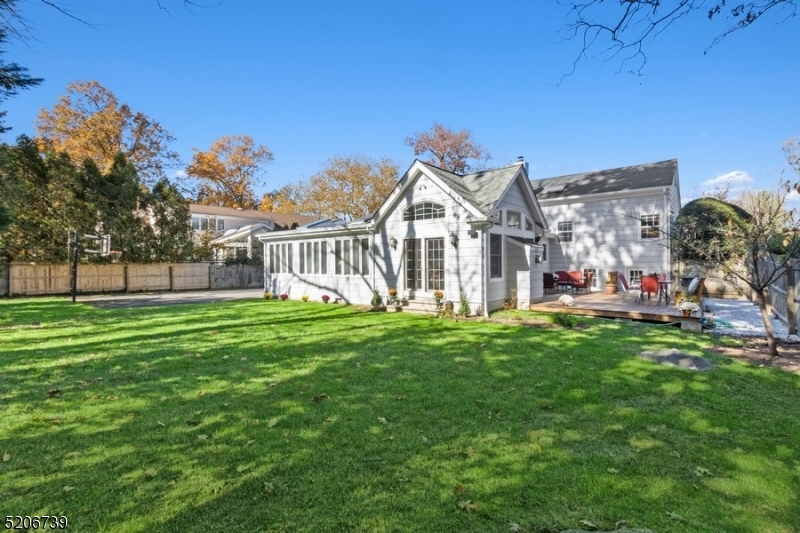 Poets Section - Country Clu - Residential