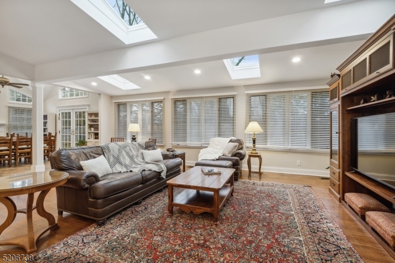 Poets Section - Country Clu - Residential