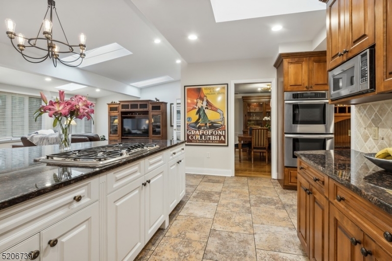 Poets Section - Country Clu - Residential