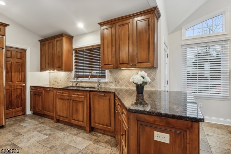 Poets Section - Country Clu - Residential