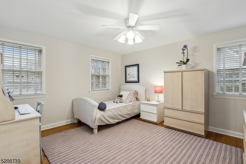 Poets Section - Country Clu - Residential