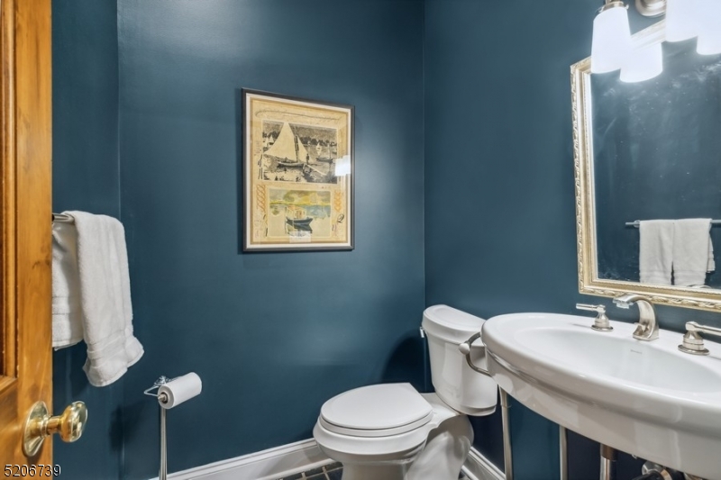 Poets Section - Country Clu - Residential