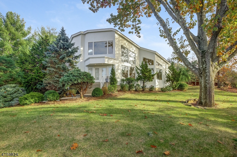 Riker Hill - Residential