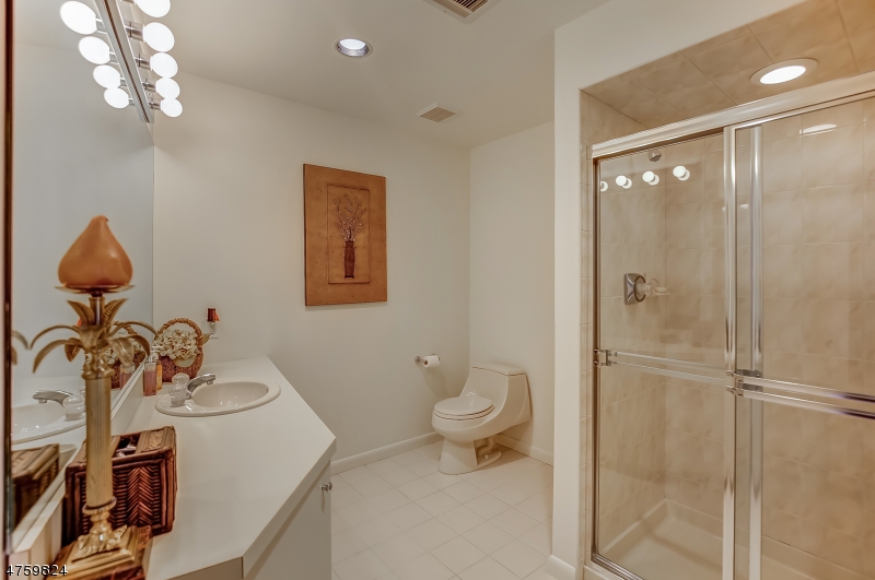 Riker Hill - Residential