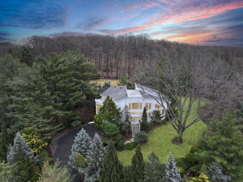 Riker Hill - Residential