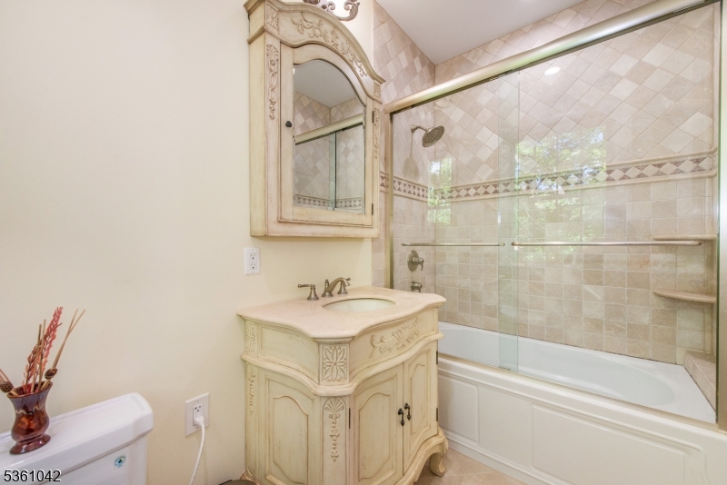 Montville - Changebridge - Residential