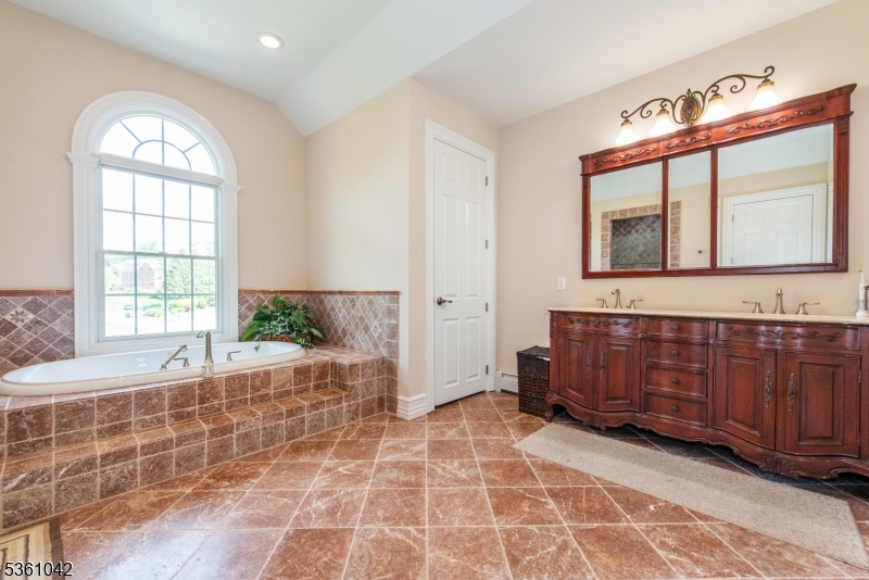 Montville - Changebridge - Residential