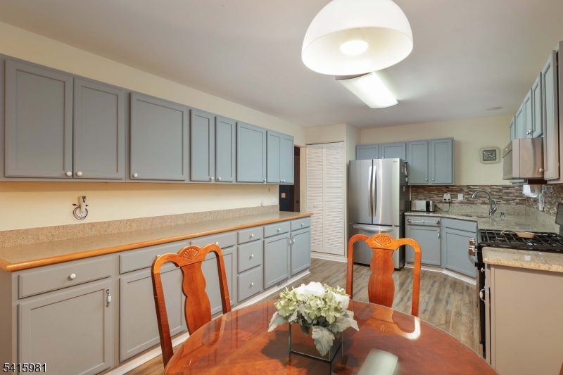 Lake Ridge Adult Community - Residential