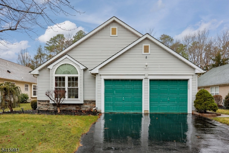 Lake Ridge Adult Community - Residential