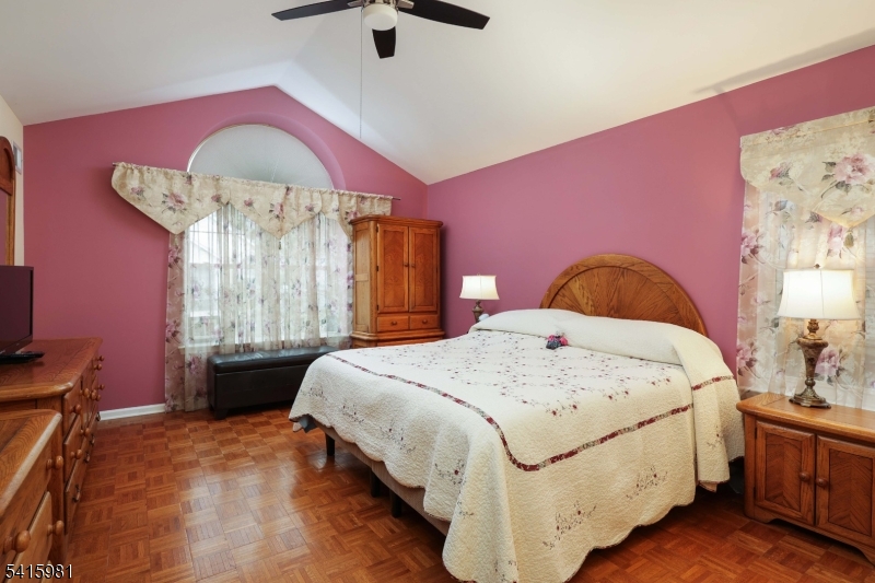 Lake Ridge Adult Community - Residential