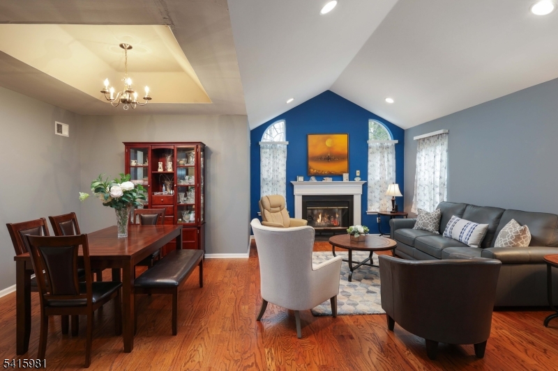 Lake Ridge Adult Community - Residential