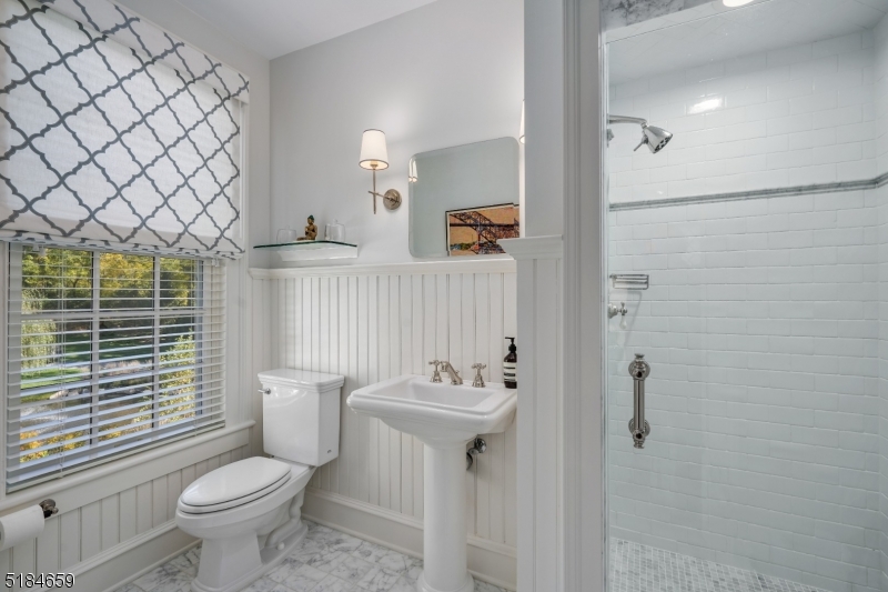 1/2 Mile to Town - Residential