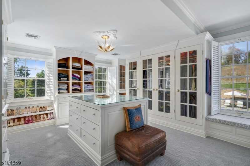 1/2 Mile to Town - Residential