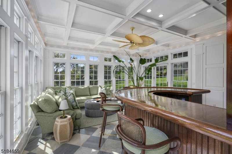 1/2 Mile to Town - Residential