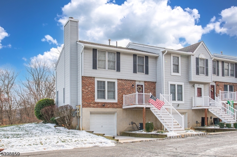 OXFORD CROSSING - Residential