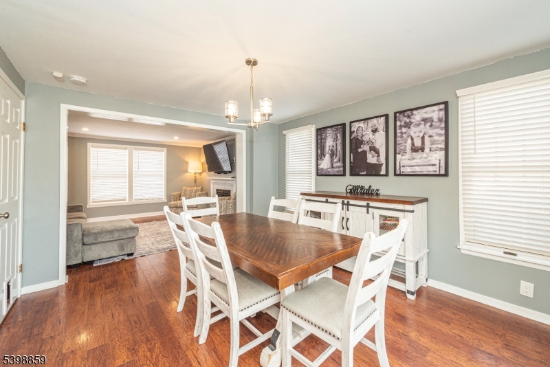 OXFORD CROSSING - Residential