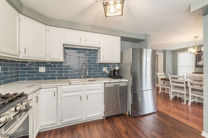 OXFORD CROSSING - Residential