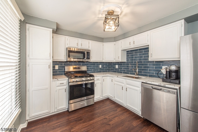 OXFORD CROSSING - Residential