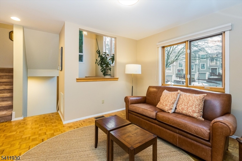 Glen Pond - Residential