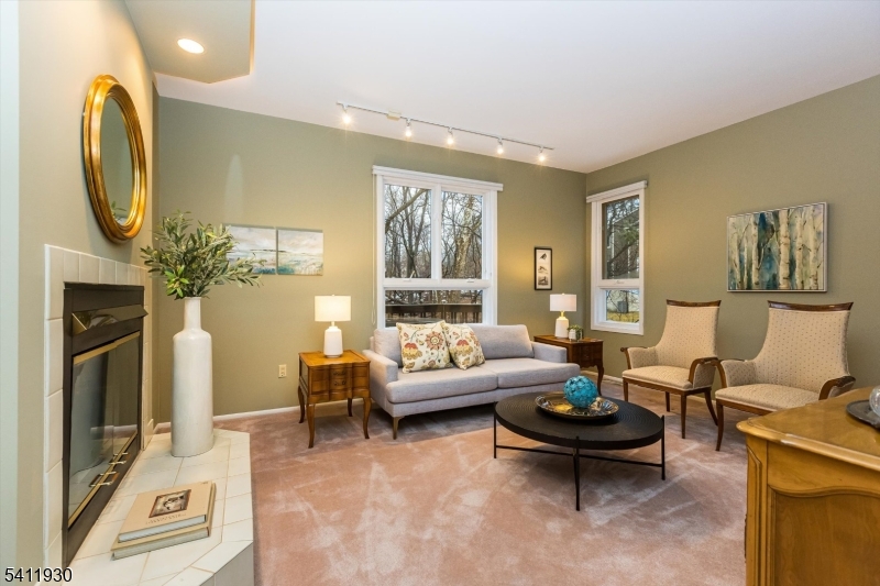 Glen Pond - Residential