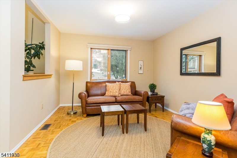 Glen Pond - Residential