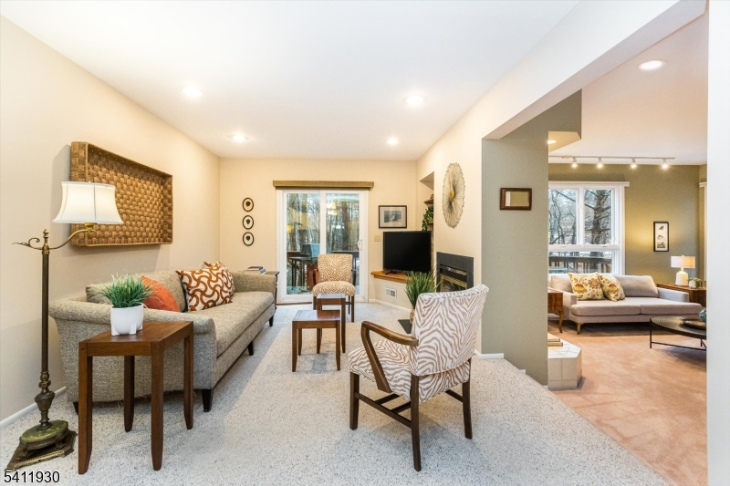 Glen Pond - Residential