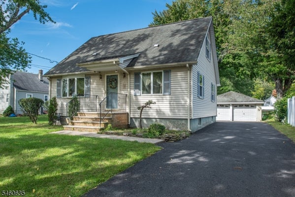 97 VAN DAM AVE, BLOOMINGDALE, NJ 07403 - Image cf5883c5facfff34c5150ecb9ee6d54c/1305367595