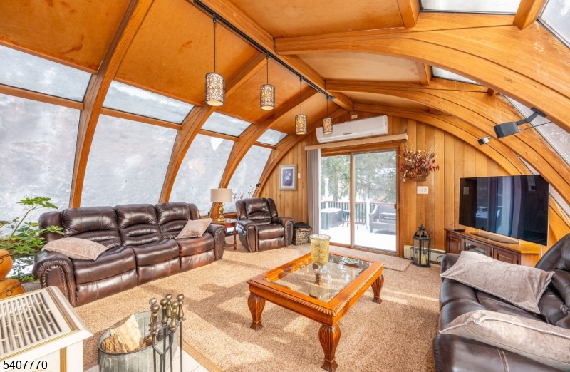 HIGH BREEZE - Residential