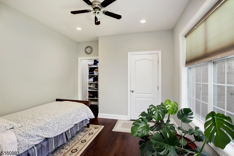 Morris Chase - Residential