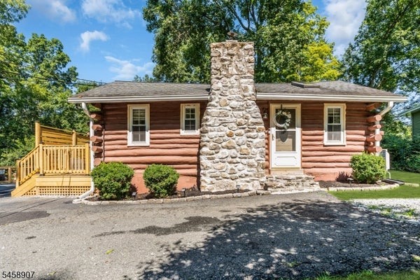929 CEDAR DR, NEWTON, NJ 07860 - Image cf8e1215b4f2cf03d7010ff24a9e79ac/1954492329
