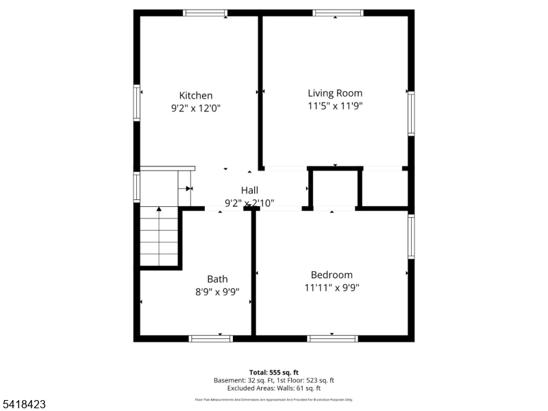 Main image without alt text