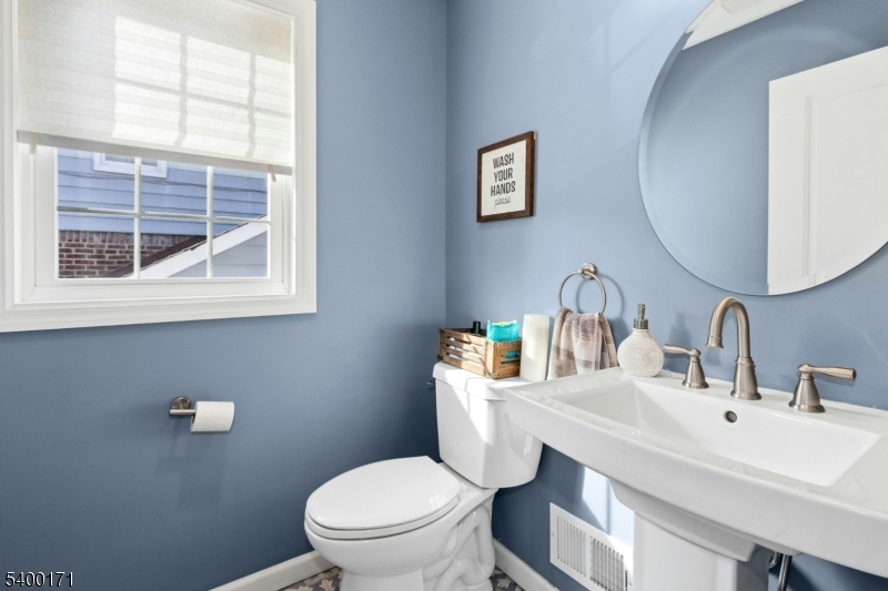 Washington School - Residential