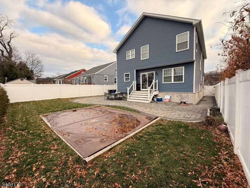 Washington School - Residential