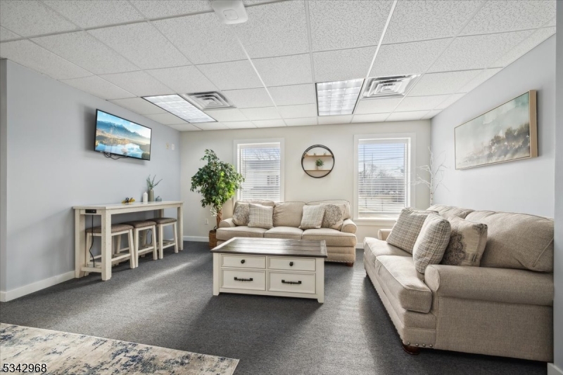 Somerville Boro, New Jersey 08876, United States, ,Residential,Active,90196