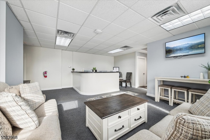 Somerville Boro, New Jersey 08876, United States, ,Residential,Active,90196