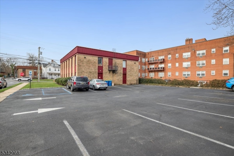 Somerville Boro, New Jersey 08876, United States, ,Residential,Active,90196