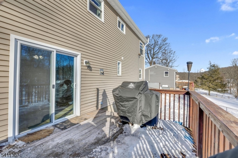 Barry Lakes - Residential