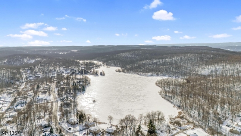 Barry Lakes - Residential