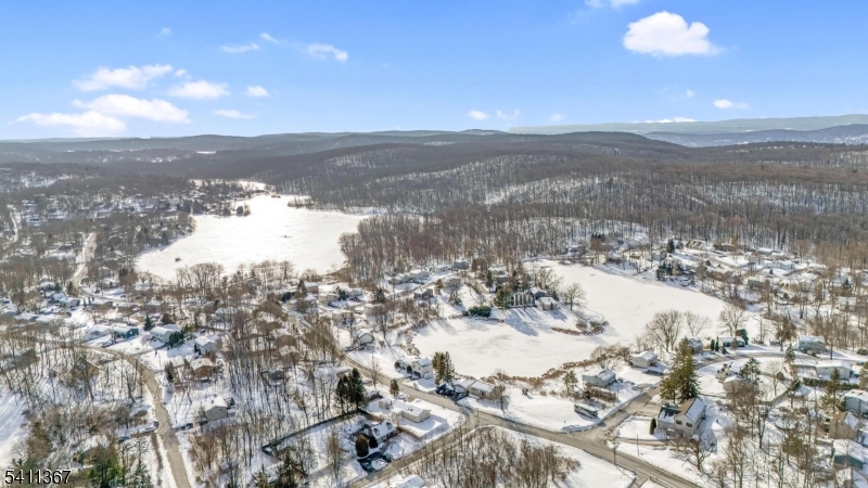 Barry Lakes - Residential