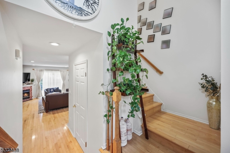 Montgomery Hills - Residential